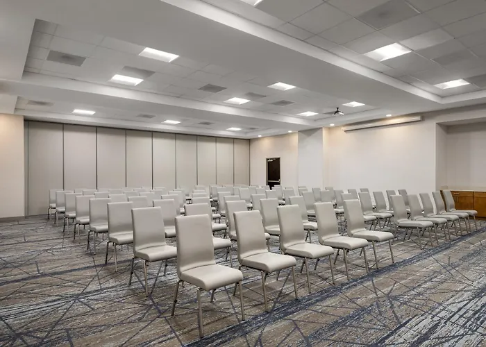 Best Hotels Near I-95 in Richmond, Virginia