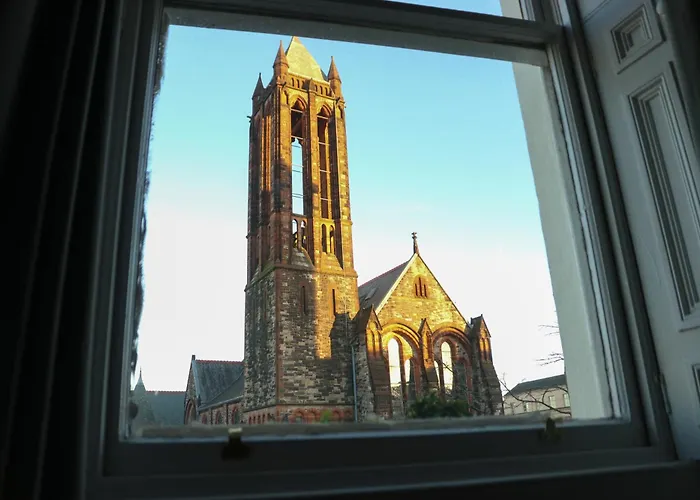 Best Budget-Friendly Accommodations in Belfast