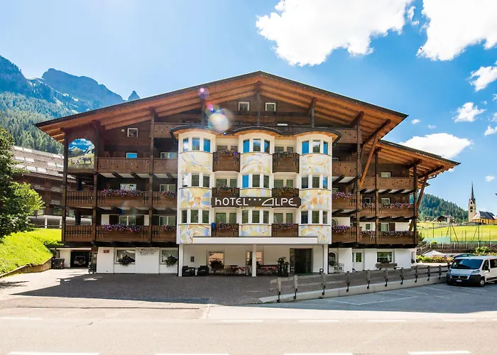 Hotel Vigo di Fassa 3 Stelle: La Tua Meta per una Vacanza Indimenticabile