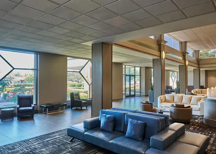 Best Park and Fly Hotels Near Newark Airport