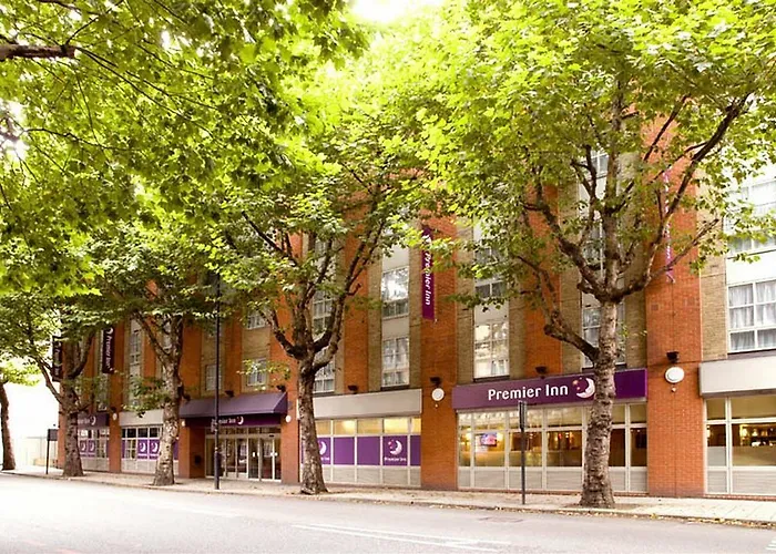Discover the Best Central London Hotels, Including Premier Inn